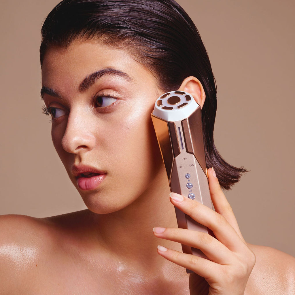 REVA | Instant Age Renewal Wand